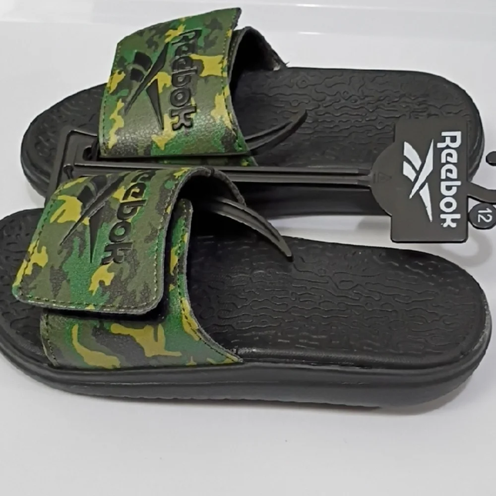 REEBOK KID'S SLIDE SANDALS - Green & Yellow and Black Camo Strap - SIZE 12 NWT